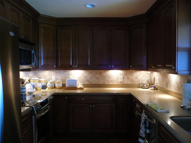 under cabinet lighting options