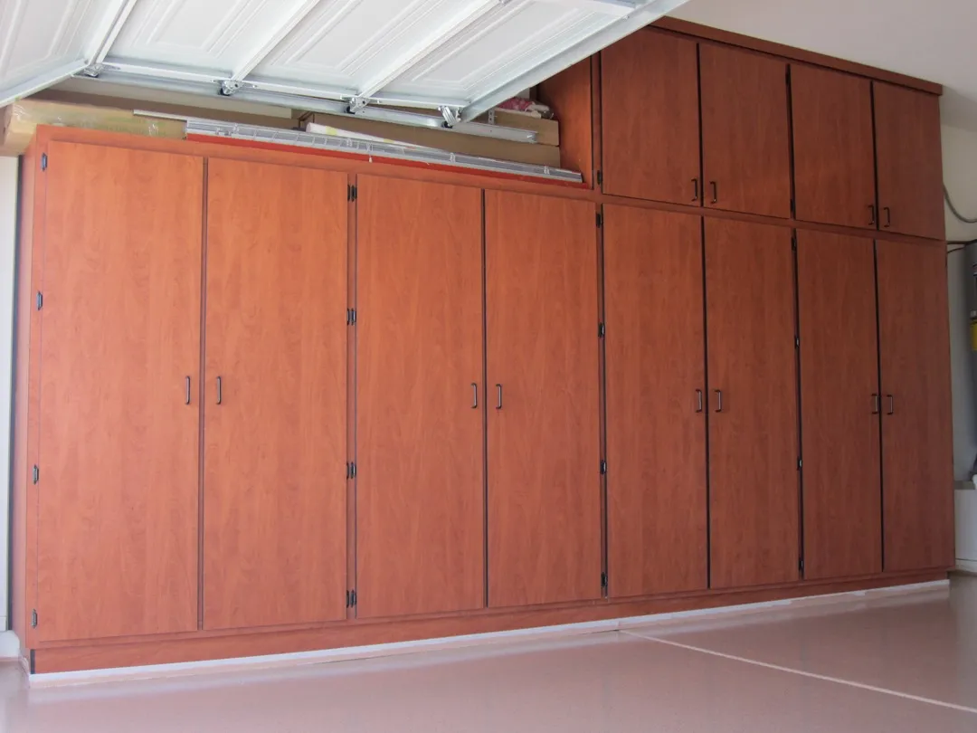 gladiator garage cabinets
