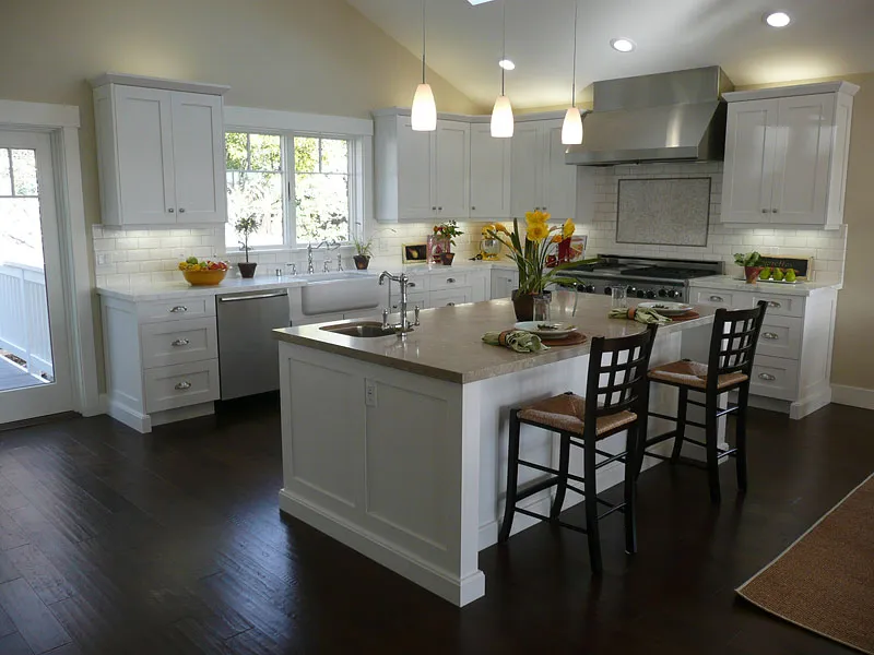kitchen designs with white cabinets