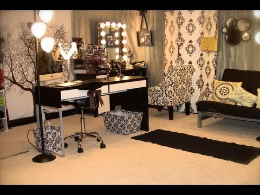 vanity makeup table with lights