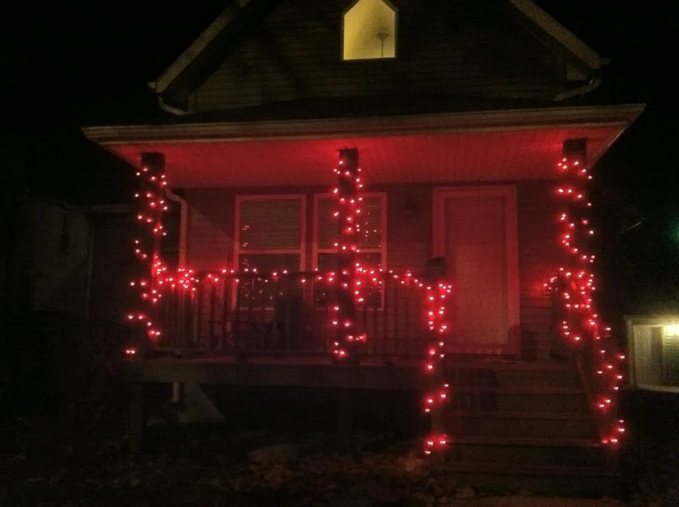 red christmas lights