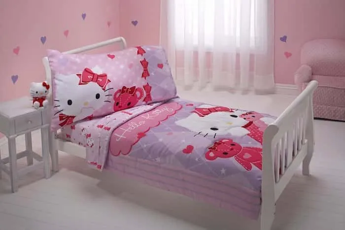 hello kitty bedroom decoration